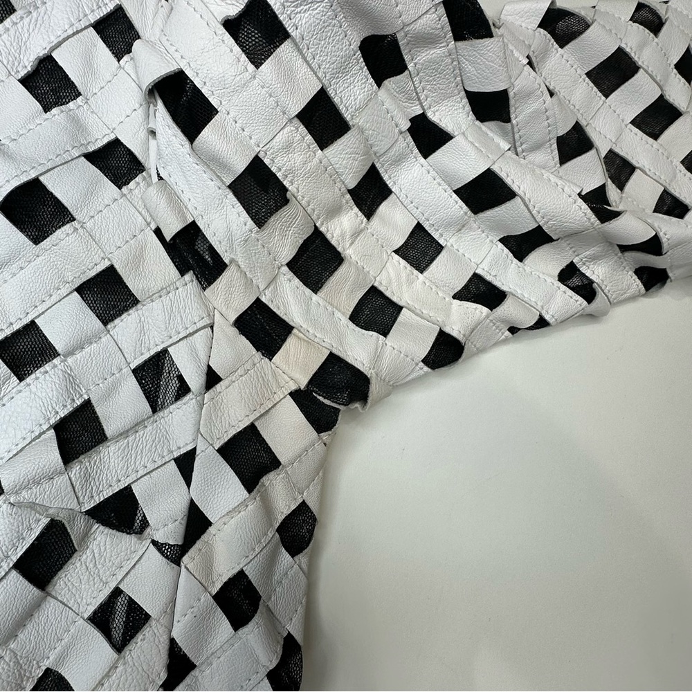 Carlisle Collection White Leather black lined Lattice Women's jacket. SZ 4. EUC - Picture 9 of 12